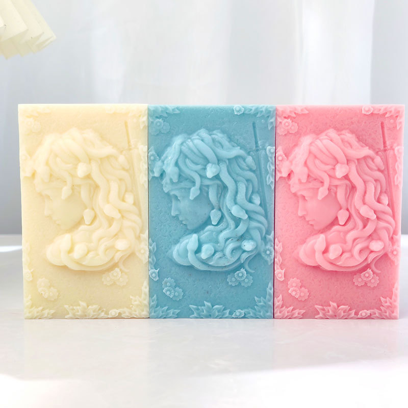 Hoa Nữ Thần Xà Phồng Silicon K - đánh giá và giá Soap Making Queen