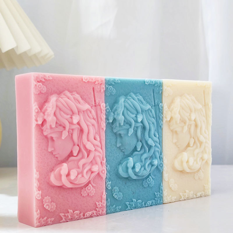 Hoa Nữ Thần Xà Phồng Silicon K - đánh giá và giá Soap Making Queen
